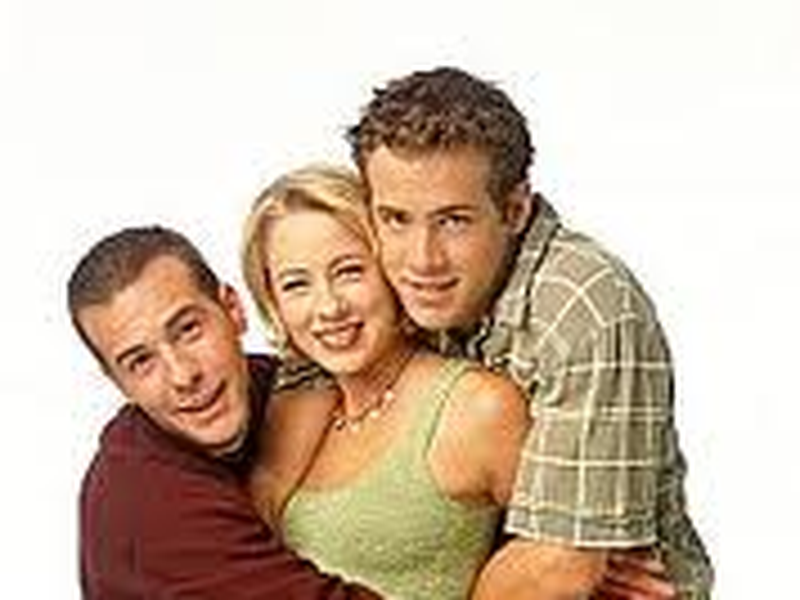 Foto 1 de Três é Demais (3ª Temporada)