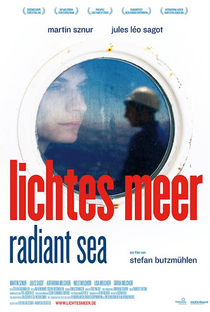 Mar Radiante - Poster / Capa / Cartaz - Oficial 3