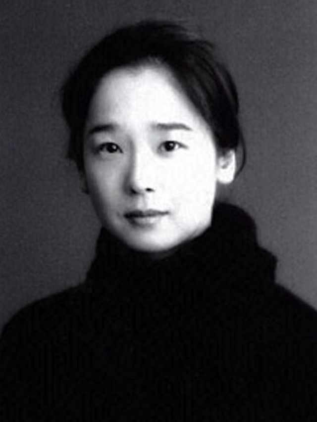 Yūko Tanaka (I) (29 de Abril de 1955) Artista Filmow