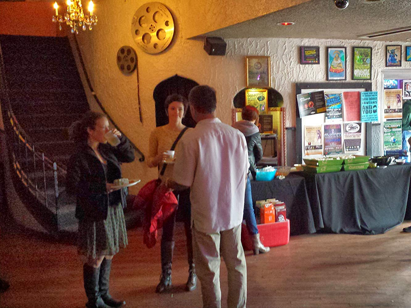 Foto 1 de Through the Devil's Eyes