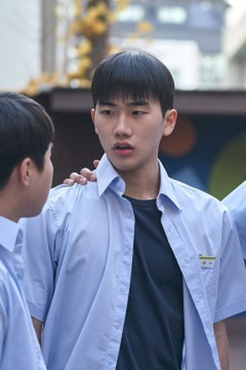 Poster de Episódio 블랙홀 (2025)