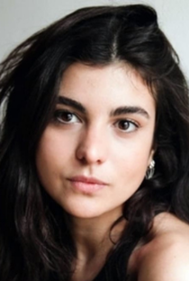 Léa Léviant - Poster / Capa / Cartaz - Oficial 1