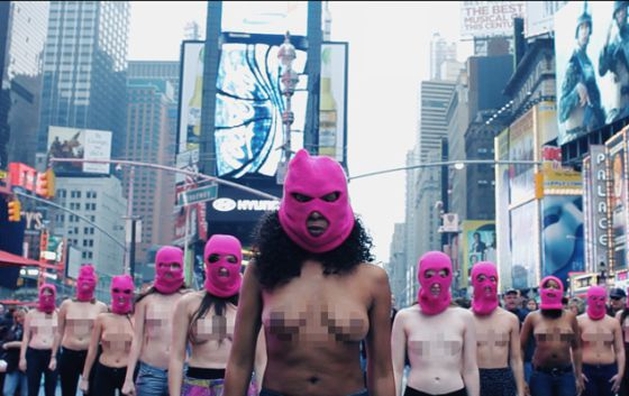 ‘Free the Nipple’: o exército do topless chega ao cinema