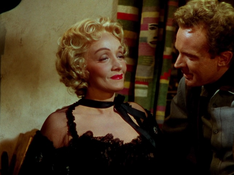 Foto 7 de O Diabo Feito Mulher