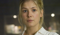 Trailer: Rosamund Pike, Shiloh Fernandez e Nick Nolte estão em "Return to Sender"