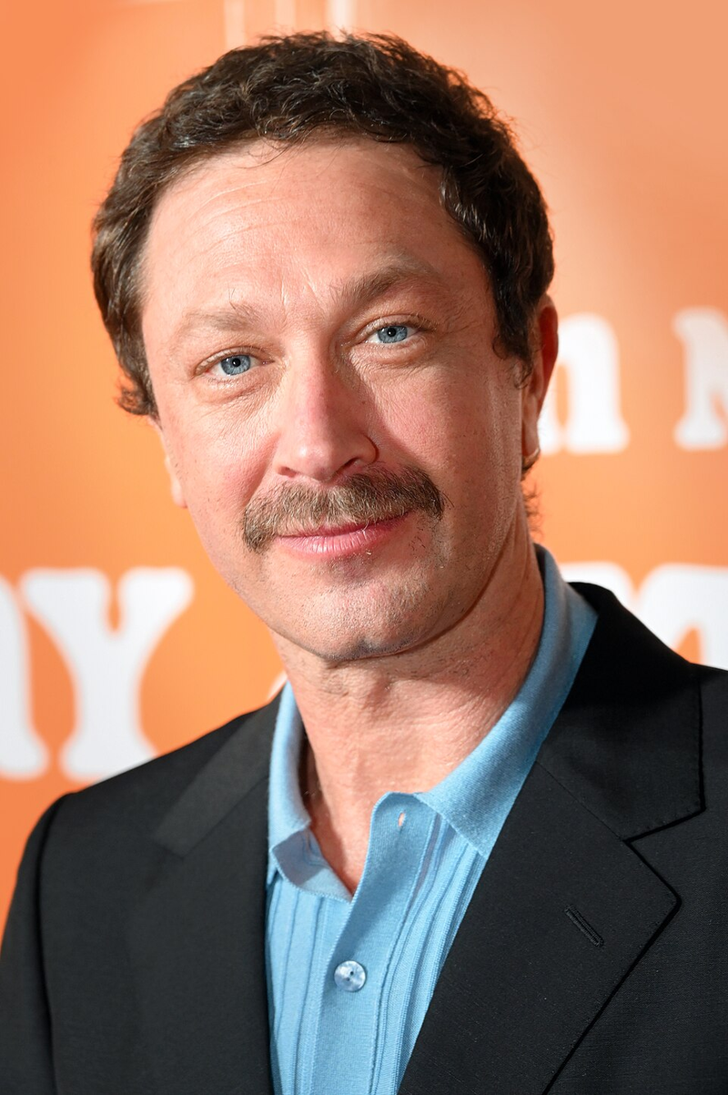Ebon Moss-Bachrach - Foto 1