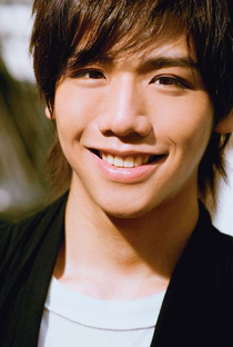 Evan Yo - Poster / Capa / Cartaz - Oficial 2