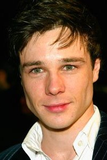 Rupert Evans - Poster 1