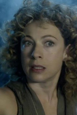 Alex Kingston (I)
