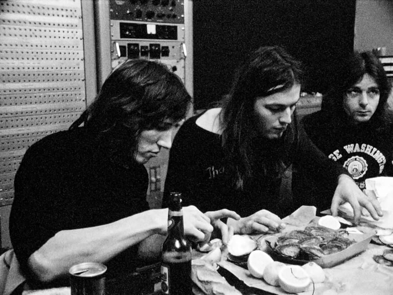 Foto 1 de Chit Chat with Oysters