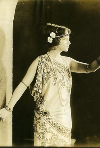 Poster 1 de Filme The Slave Market (1917)