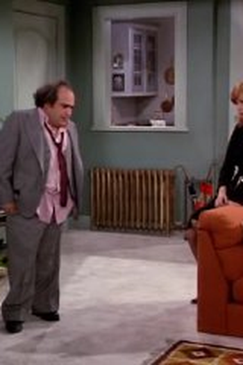 Poster de Episódio Louie Goes Too Far (1981)
