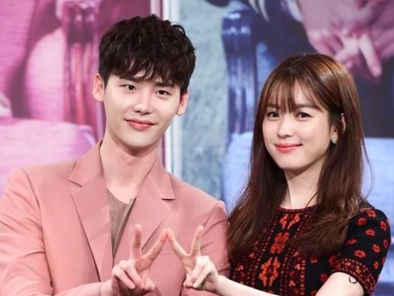 Foto 4 de W - Two Worlds