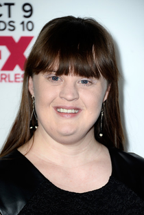Jamie Brewer - Poster 1
