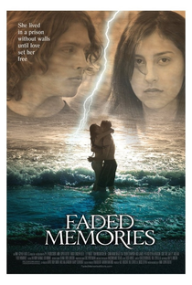 Faded Memories - Poster / Capa / Cartaz - Oficial 1