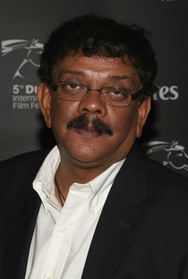 Priyadarshan - Poster / Capa / Cartaz - Oficial 1