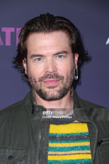 Charlie Weber