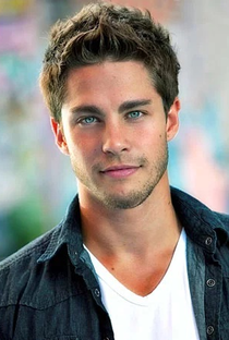 Dean Geyer - Poster 1