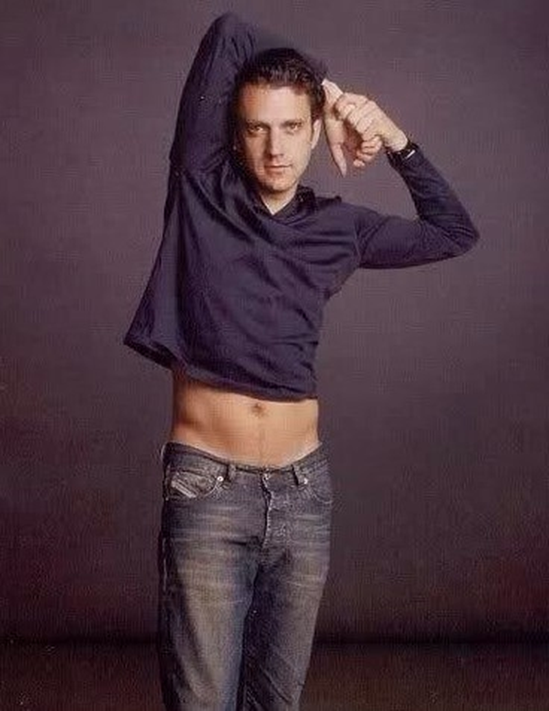 Raúl Esparza - Foto 1