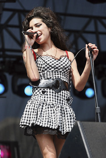 Amy Winehouse - Live at Lollapalooza 2007 - Poster / Capa / Cartaz - Oficial 1