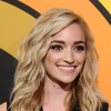 Brianne Howey - Foto 2