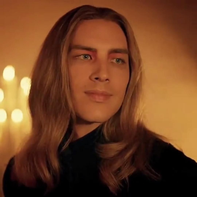 Cody Fern - Foto 2