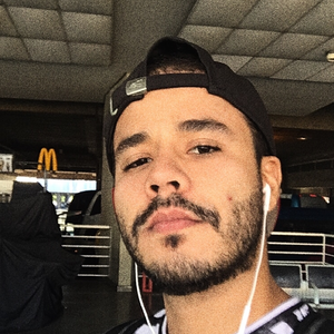 Foto de perfil de Carlos Oliveira