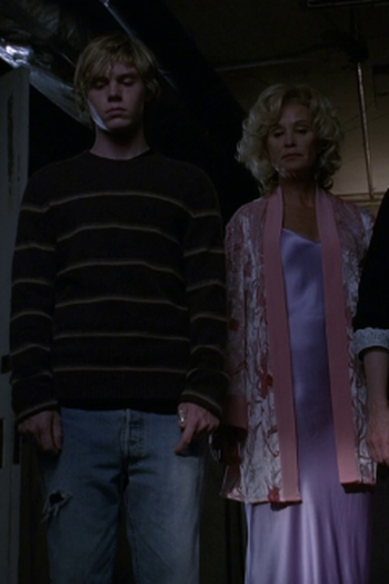 Poster de Episódio Home Invasion (2011)