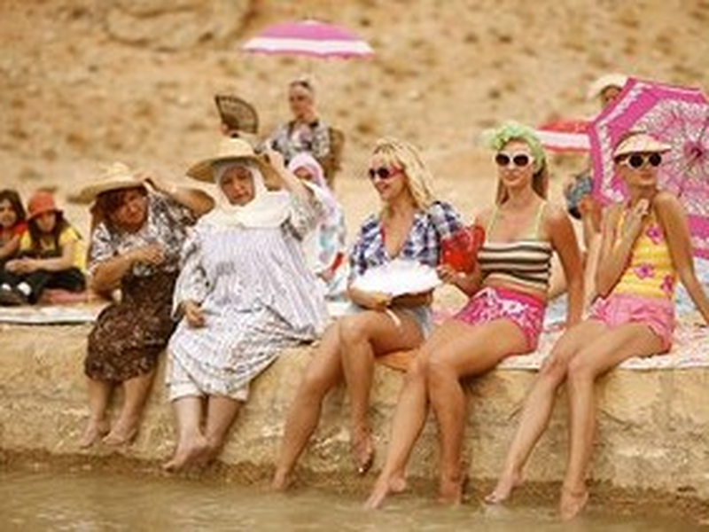 Foto 1 de E Agora, Aonde Vamos?