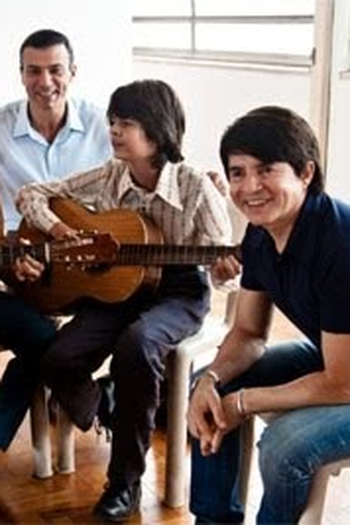 Poster de Filme Nascemos para Cantar (2010)