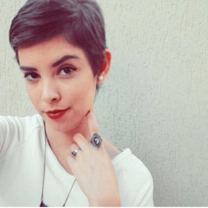 Foto de perfil de LARISSA CARVALHO ROCHA