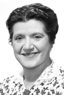 Emma Dunn (I) - Poster 1