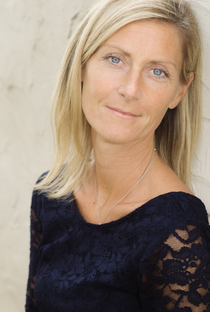 Elizabeth Blake-Thomas - Poster 1