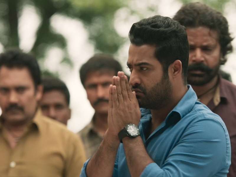 Foto 1 de Aravindha Sametha Veera Raghava