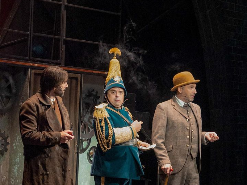Foto 10 de A Legend Named Holmes (Play)
