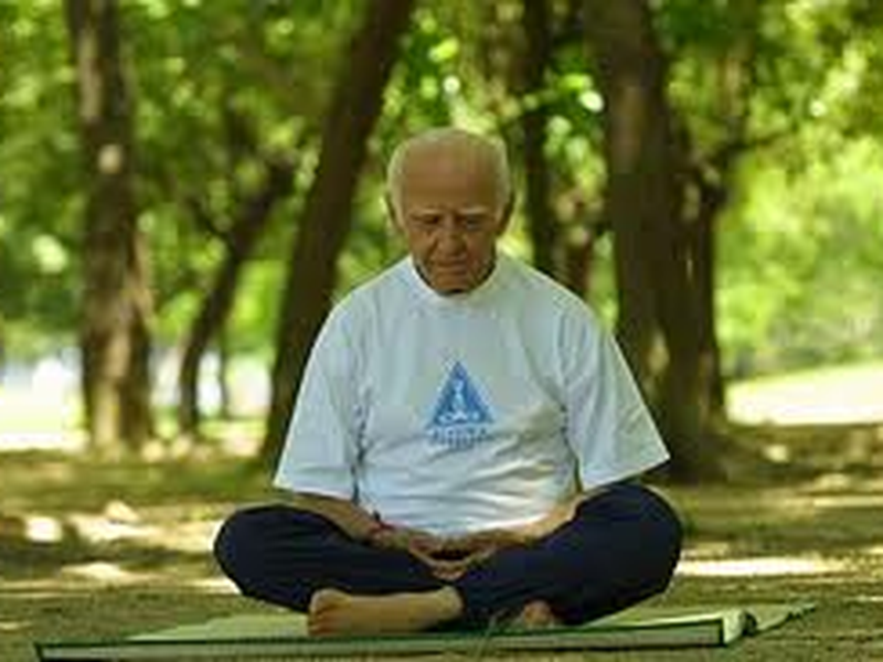 Foto 4 de Hérmogenes, Professor e Poeta do Yoga