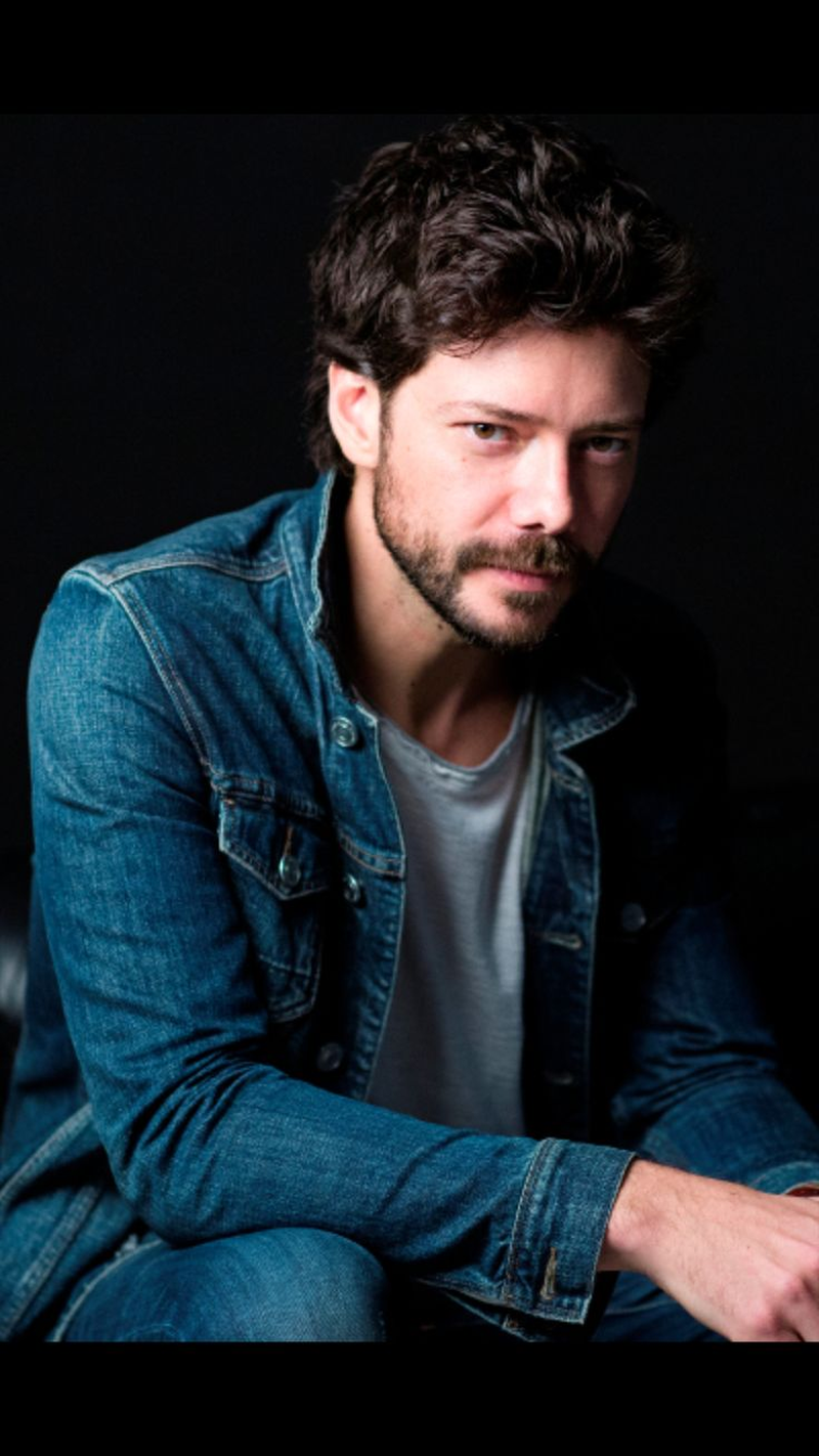 Álvaro Morte - Foto 1