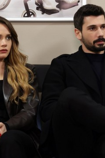 Poster de Episódio 27. Bölüm (2024)