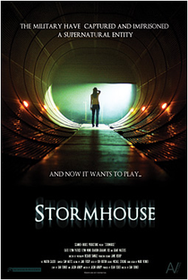 Stormhouse - Poster / Capa / Cartaz - Oficial 1