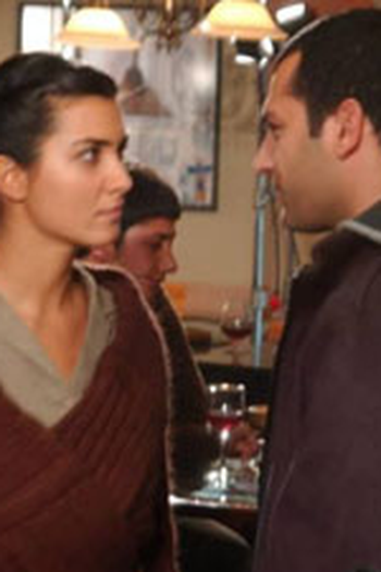 Poster de Episódio 8. Bölüm (2007)