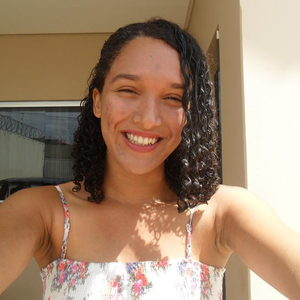 Foto de perfil de Flávia