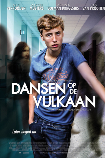 Poster de Filme Dançando no Vulcão (2014)