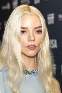 Anya Taylor-Joy - Poster 1