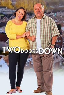 Two Doors Down (1ª Temporada) - Poster / Capa / Cartaz - Oficial 2