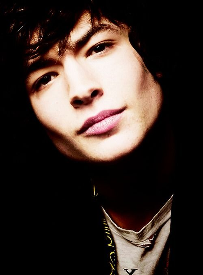 Ezra Miller - Foto 9