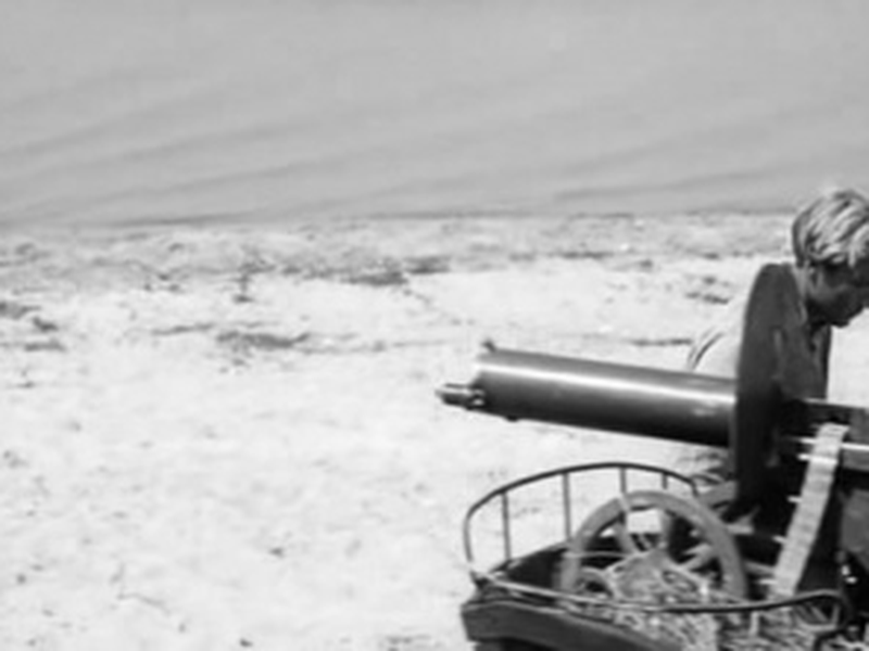 Foto 7 de Two comrades were serving