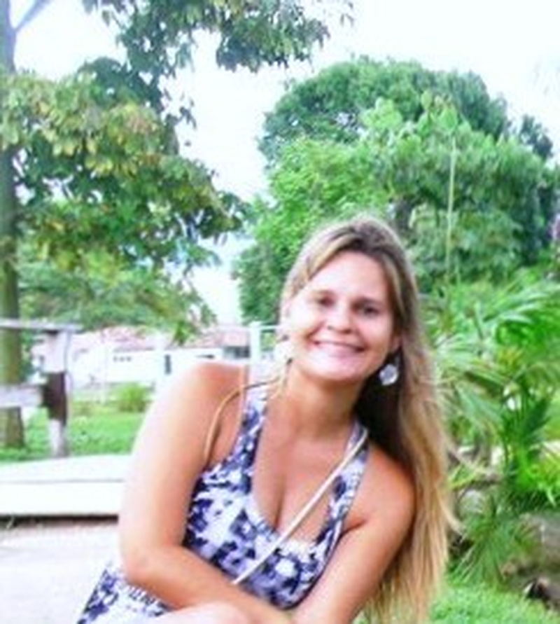 scheilla lomanto santos de alm - Foto 1