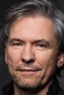 Martin McDougall - Poster / Capa / Cartaz - Oficial 1