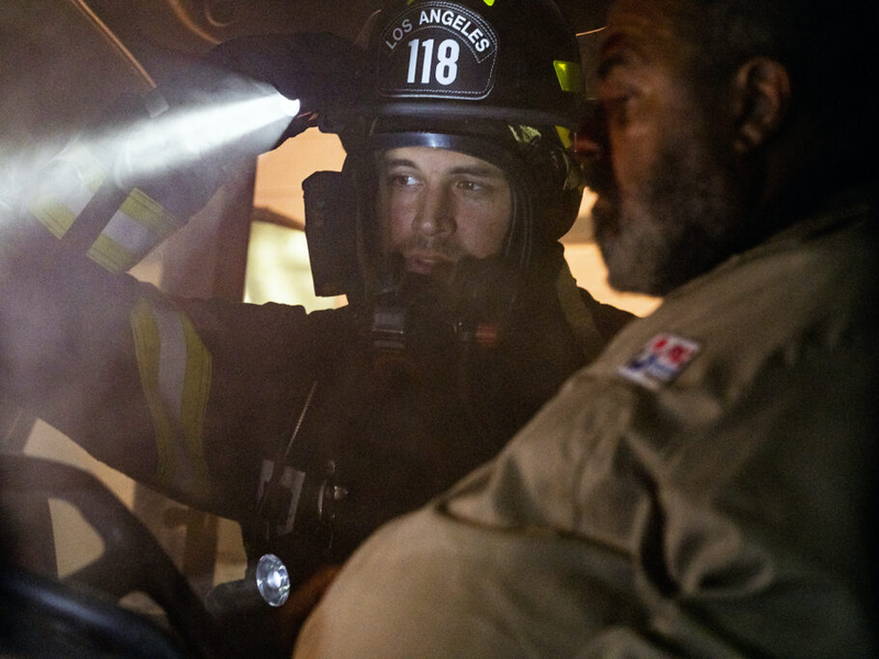 Foto 12 de 9-1-1 (3ª Temporada)