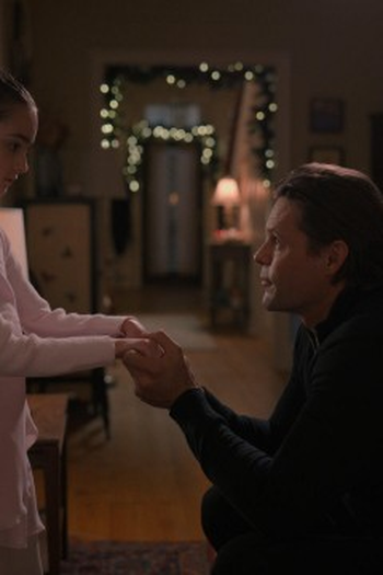 Poster de Episódio Dance Your Sugarplum Off (2025)